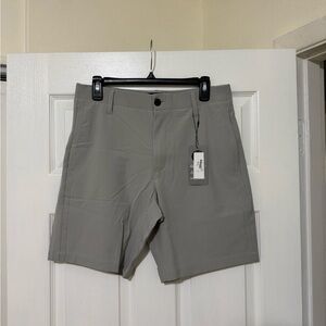 NWT Pins and Aces Golf Shorts Size 32